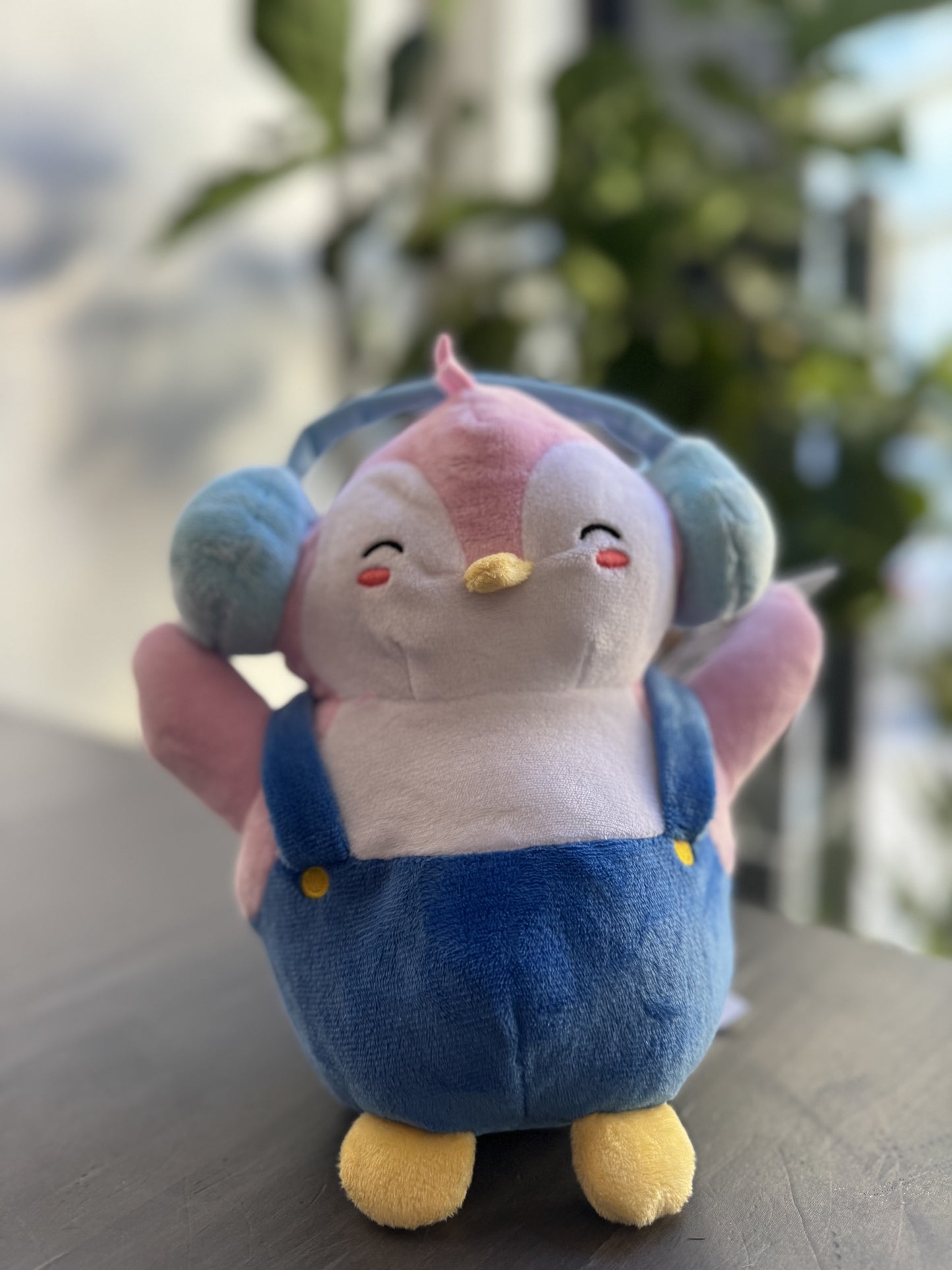 Lovely Penguin - Los Angeles Florist - Pink Clover