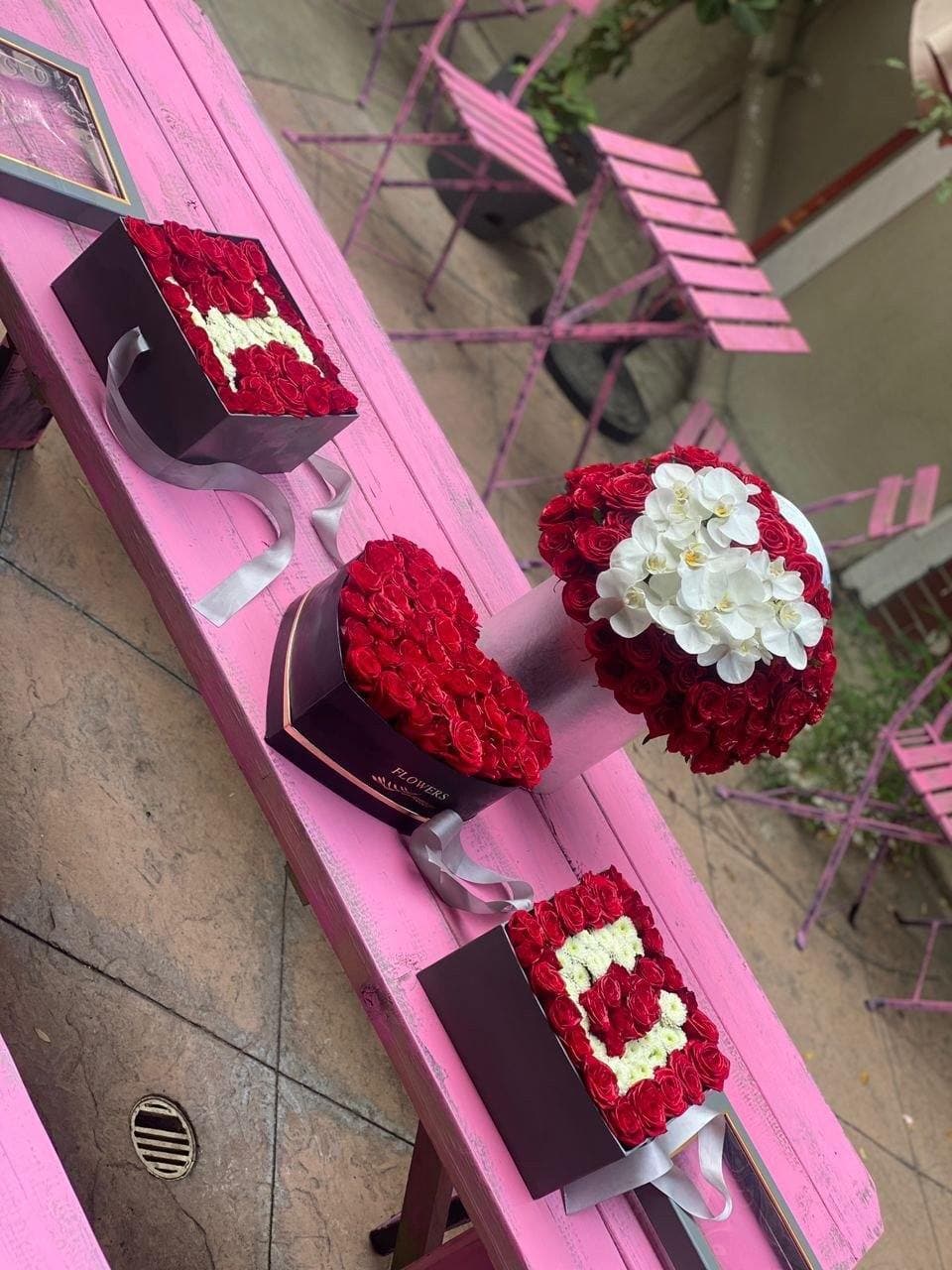 I LOVE YOU - Los Angeles Florist - Pink Clover