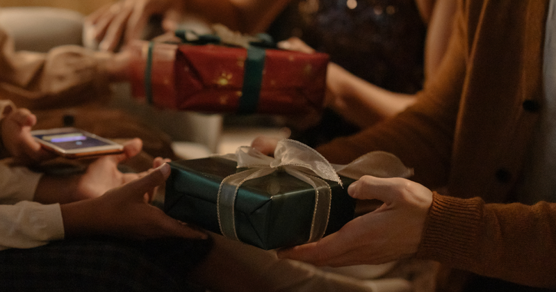 What to buy for Christmas? - Los Angeles Florist - Pink Clover