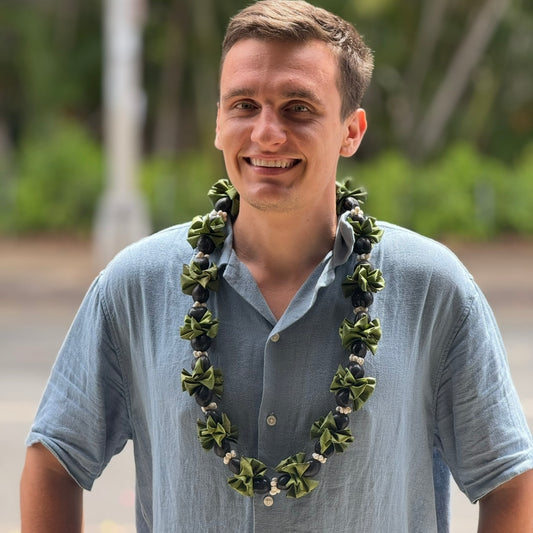 Flower leis