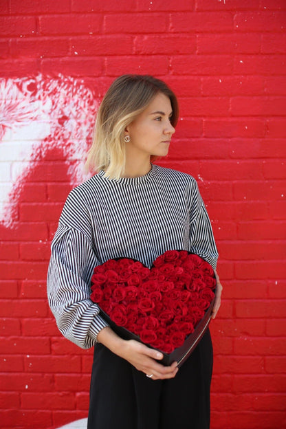 Box with roses 🌹 - Los Angeles Florist - Pink Clover