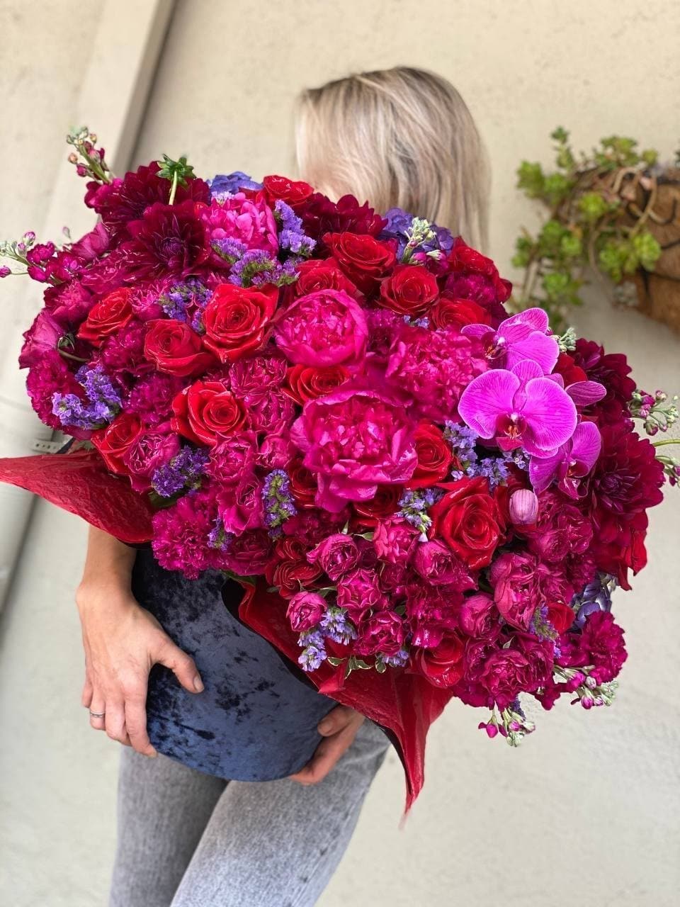 Burgundy box - Los Angeles Florist - Pink Clover