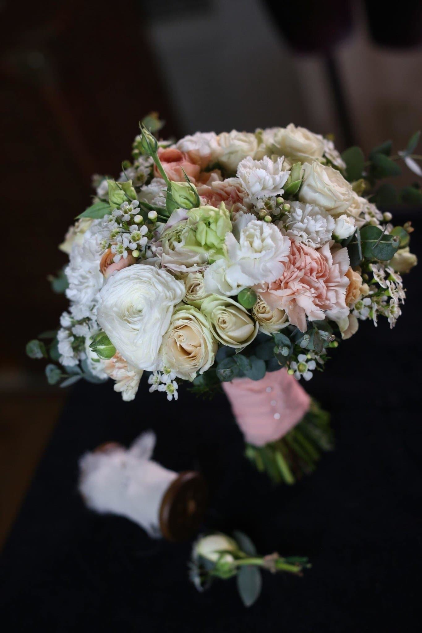 Classic(Bride bouquet ) - Los Angeles Florist - Pink Clover