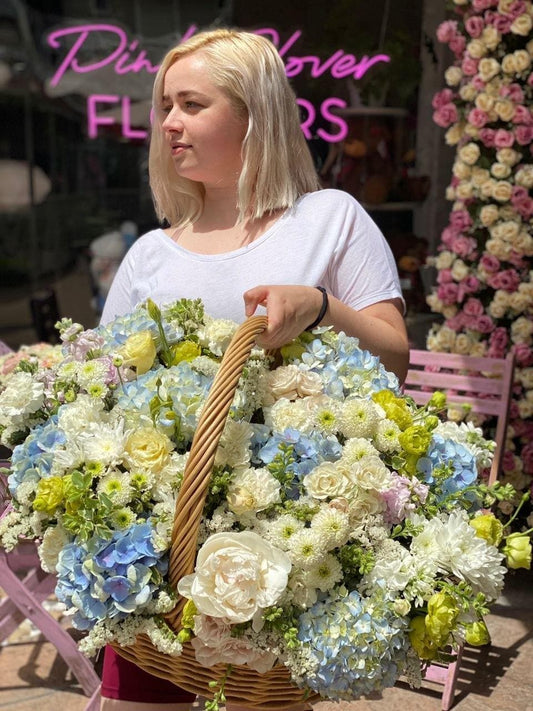 Diana - Los Angeles Florist - Pink Clover