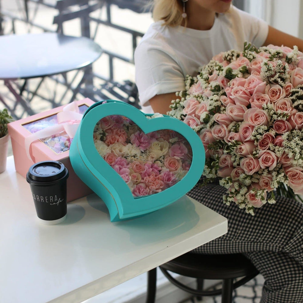 
                      
                        Flowers in heart box - Los Angeles Florist - Pink Clover
                      
                    