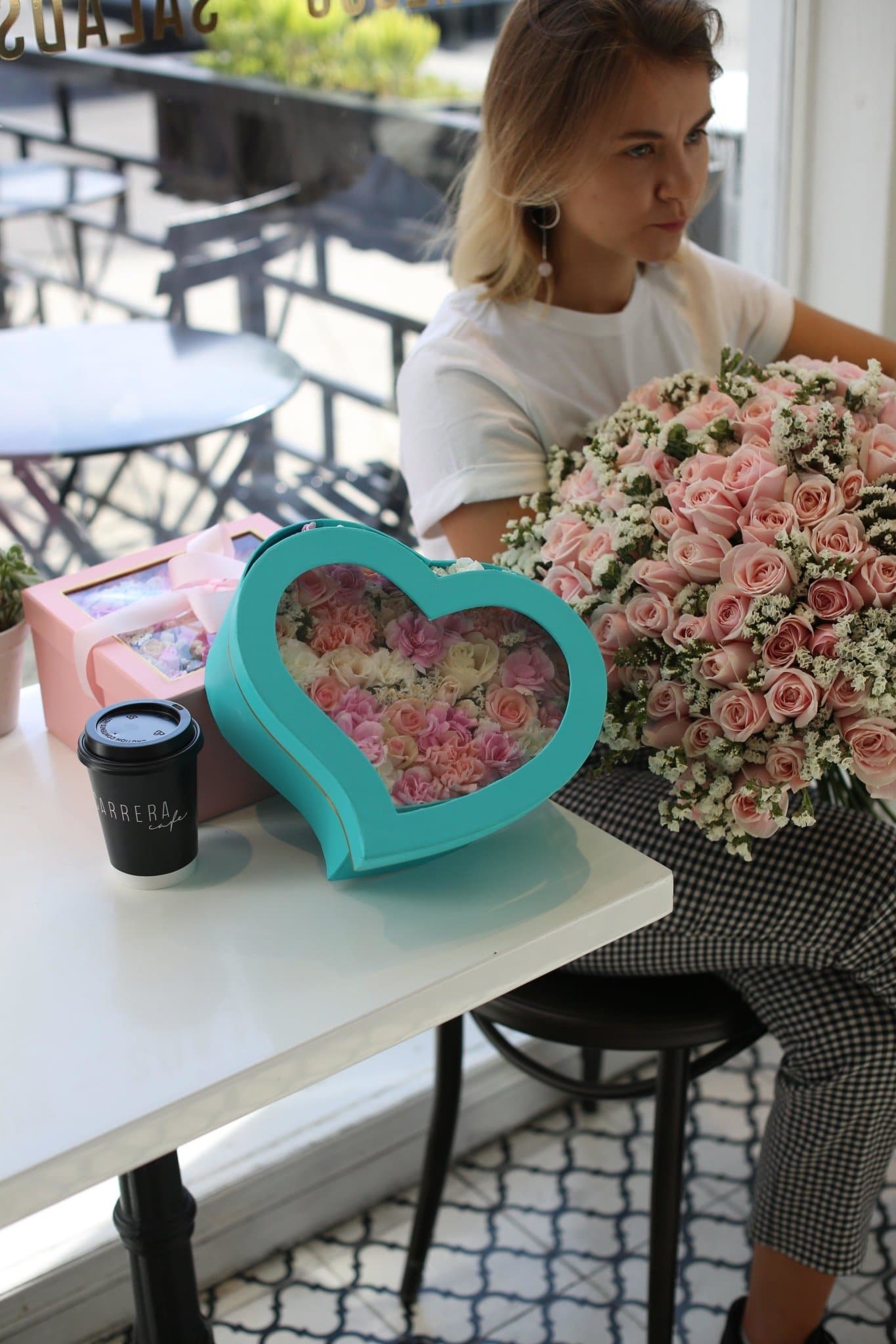 
                  
                    Flowers in heart box - Los Angeles Florist - Pink Clover
                  
                