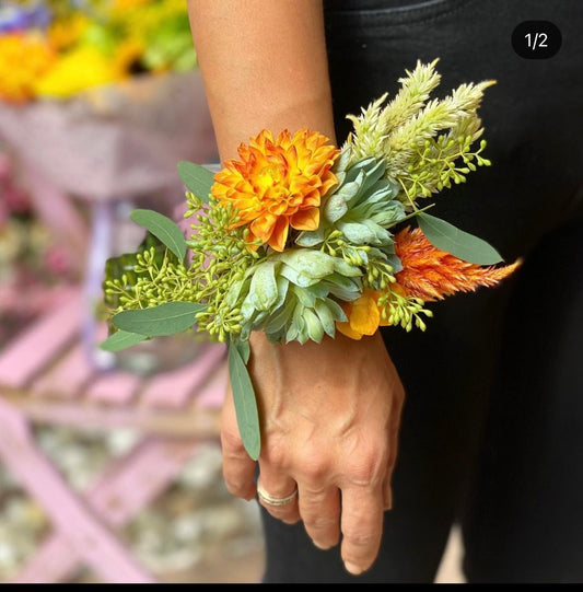 Corsage - Los Angeles Florist - Pink Clover