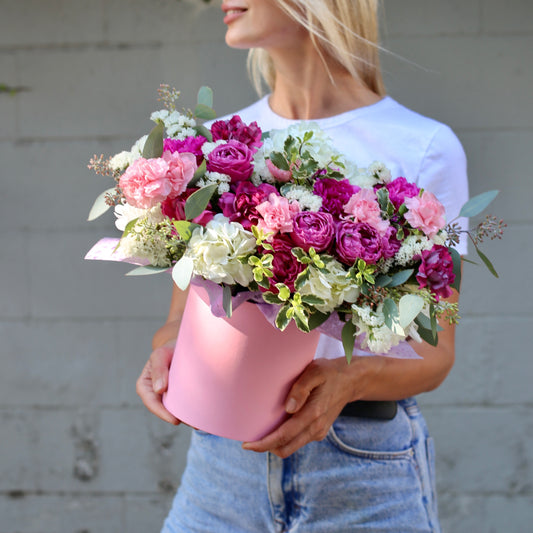 Evie - Los Angeles Florist - Pink Clover