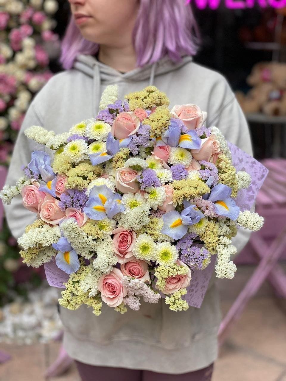 Kate(Bouquet with roses, irises and carnations) - Los Angeles Florist - Pink Clover