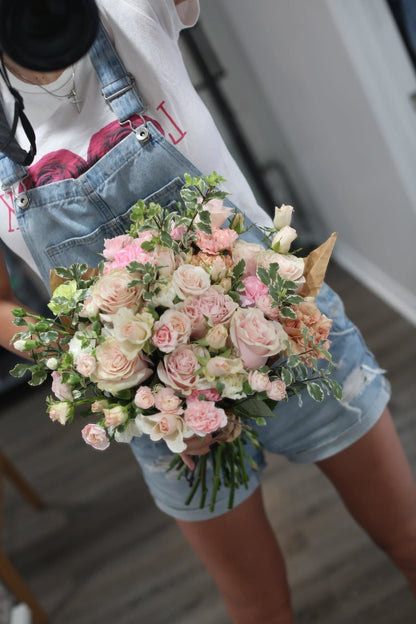 Liyah - Los Angeles Florist - Pink Clover