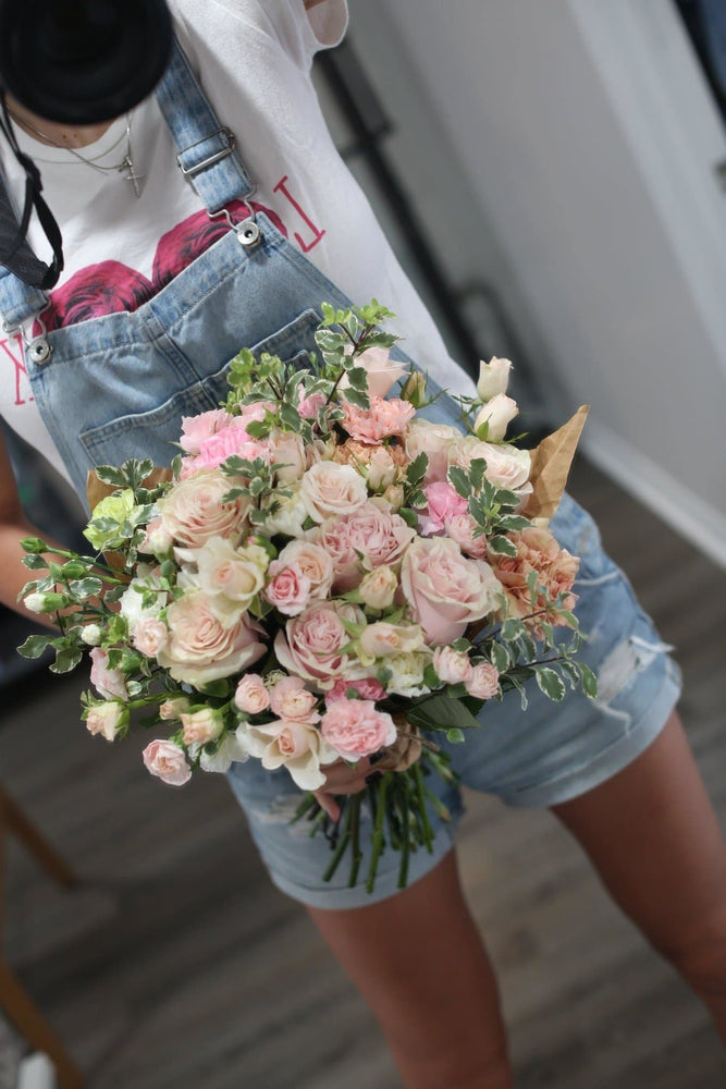 Liyah(Pink and beige roses bouquet) - Los Angeles Florist - Pink Clover