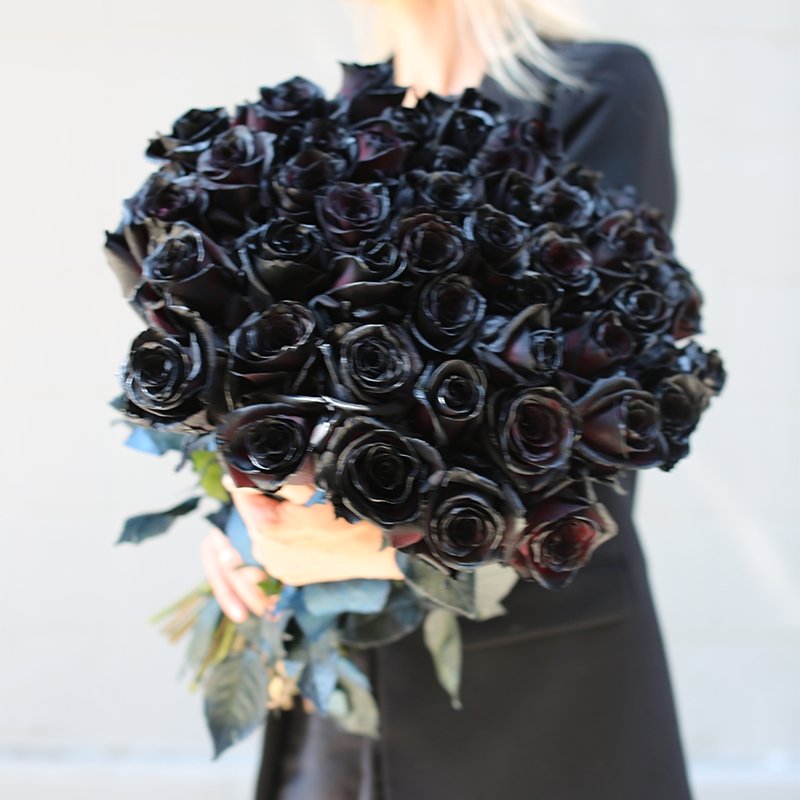 Obsidian - Bouquet of Black Roses - Los Angeles Florist - Pink Clover