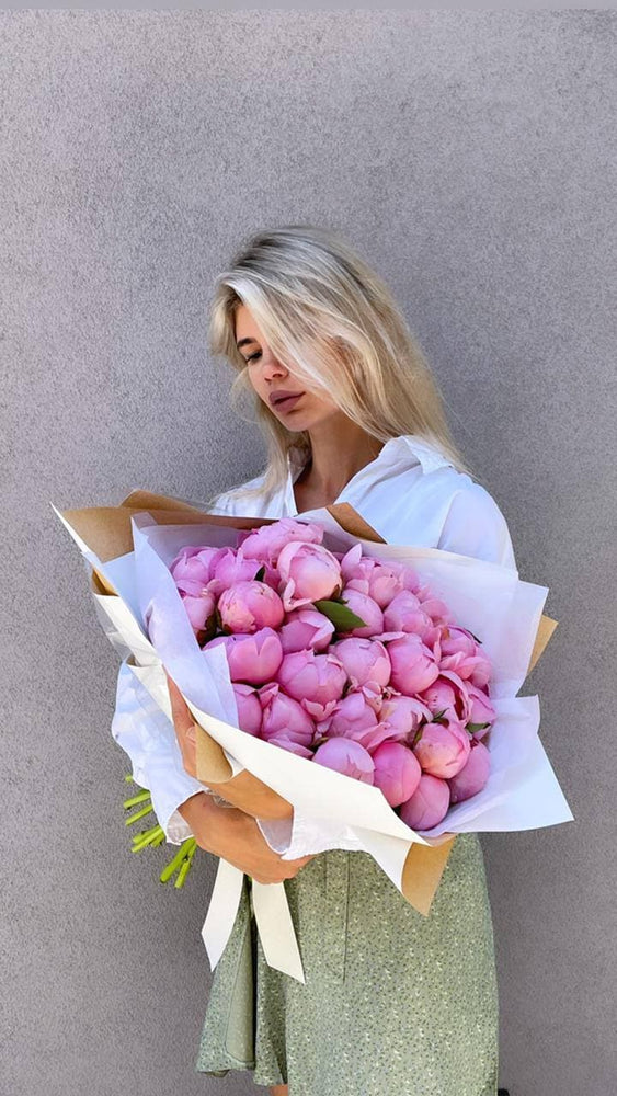 
                  
                    Peony bouquet - Los Angeles Florist - Pink Clover
                  
                