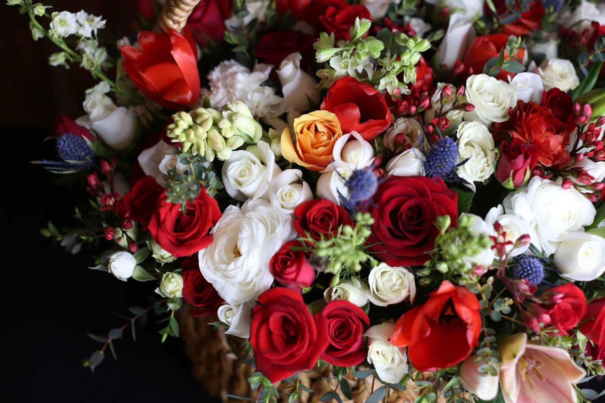 Roses and ranunculus flowers basket Flora - Los Angeles Florist - Pink Clover