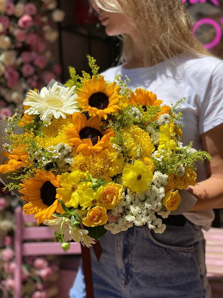 Tamara ( Arrangement of sunflowers , chrysanthemums) - Los Angeles Florist - Pink Clover