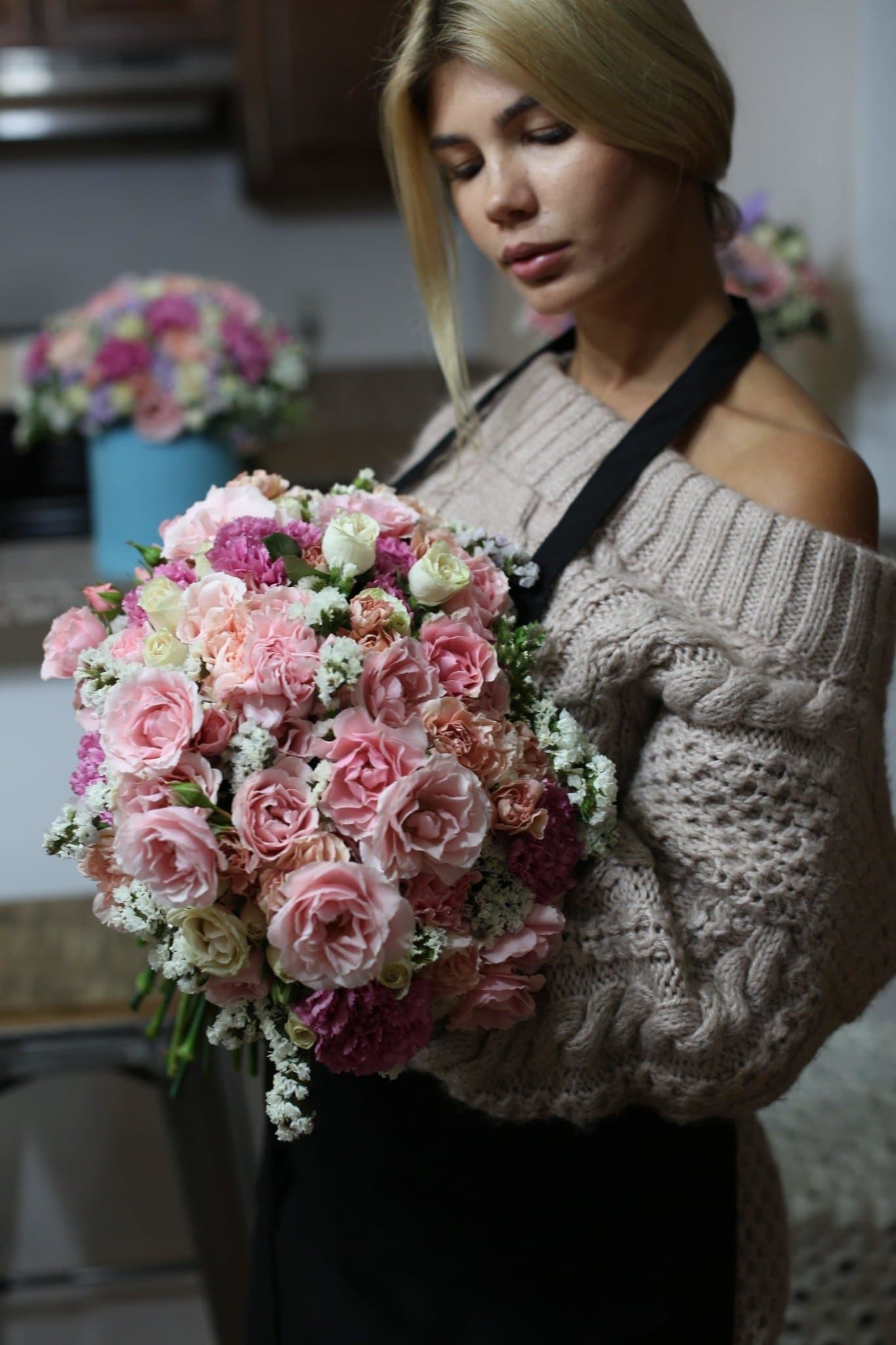 Yellow and pink roses with carnations bouquet Yvonne - Los Angeles Florist - Pink Clover